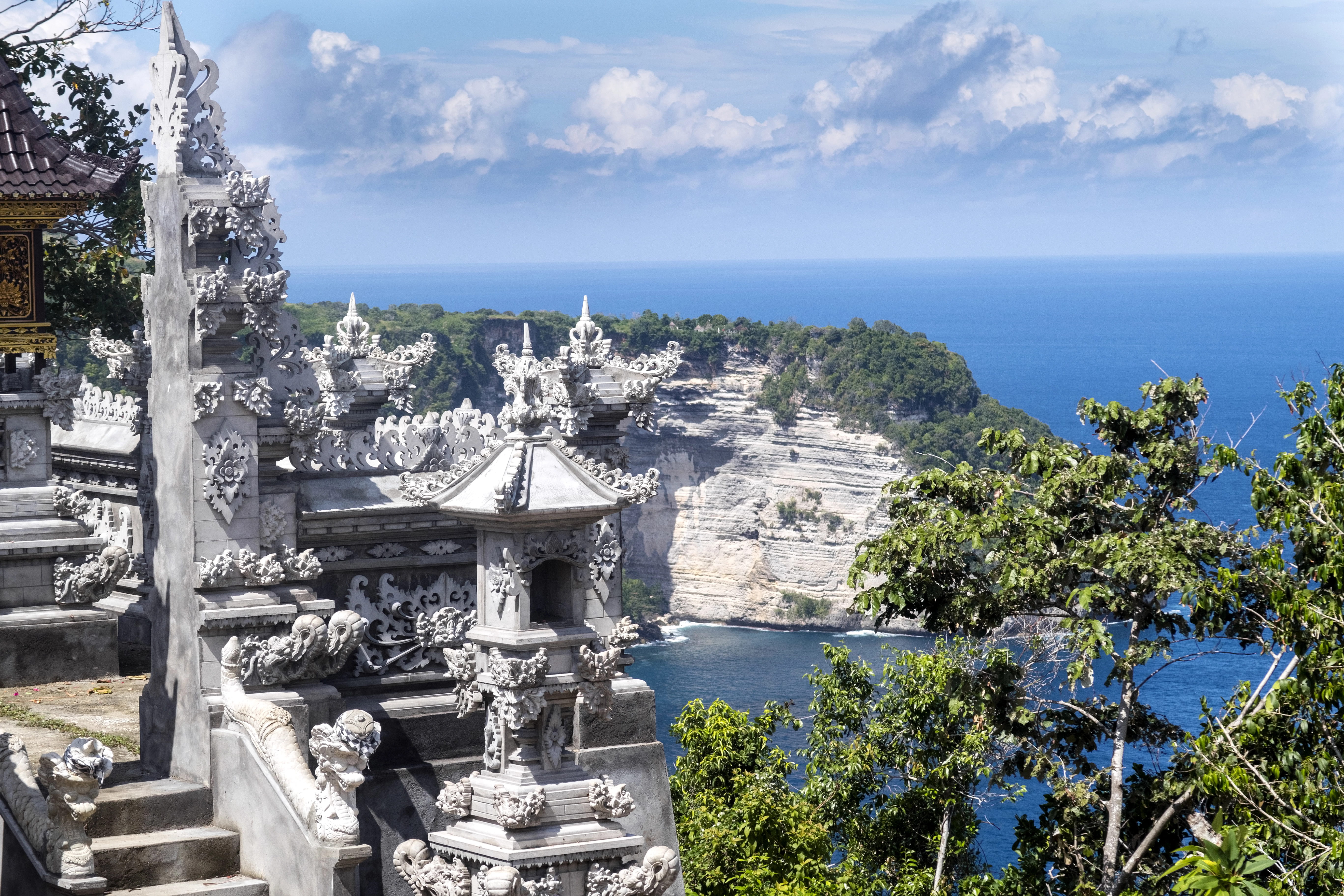 Indonezja Nusa Penida - świątynia hinduska.jpg